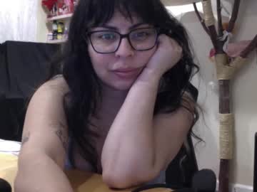 Lunamivida Chaturbate stream image from May 12, 2026