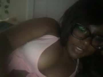 Pinkgirlyyy Chaturbate stream image from May 12, 2026