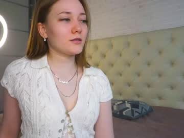 Skynyxx Chaturbate stream image from May 12, 2026