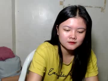 Ursweet_Lynie Chaturbate stream image from May 12, 2026