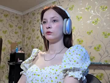 Gertrudhore Chaturbate stream image from May 12, 2026