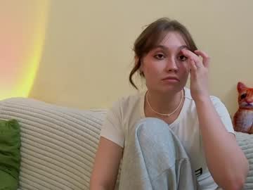 Hettiesalsa Chaturbate stream image from May 12, 2026