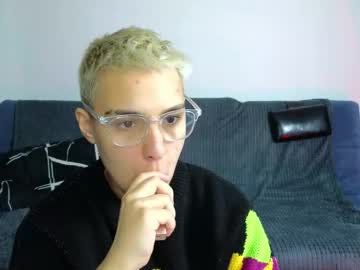 Lexieluxe Chaturbate stream image from May 12, 2026