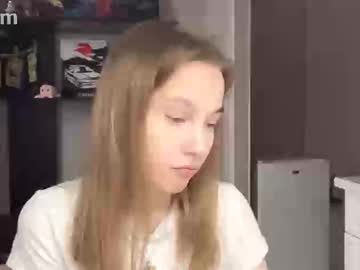 Yasminalouf Chaturbate stream image from May 12, 2026