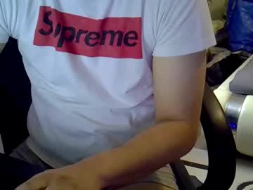Freklogas Chaturbate stream image from May 12, 2026