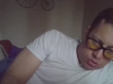 Kinkystrides Chaturbate stream image from May 12, 2026