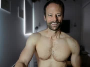 Regular_Straight_Guy Chaturbate stream image from May 12, 2026