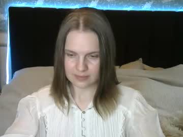 Evamoon7 Chaturbate stream image from May 12, 2026