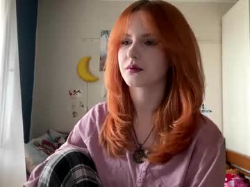 Jessiamouser Chaturbate stream image from May 12, 2026