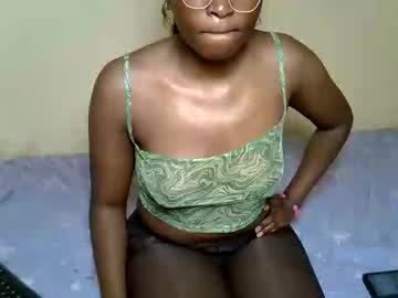 Kissandchaoss Chaturbate stream image from May 12, 2026