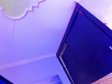 Pretygirltsxxx Chaturbate stream image from May 12, 2026