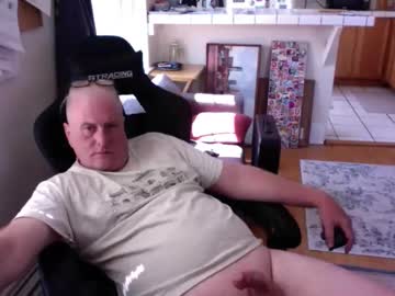 Dickflasher5 Chaturbate stream image from May 12, 2026