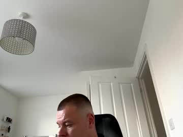 Englishhunk99 Chaturbate stream image from May 12, 2026