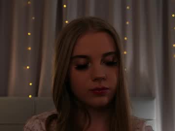 Tayelin Chaturbate stream image from May 12, 2026