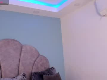 Emiliee_Xx Chaturbate stream image from May 12, 2026