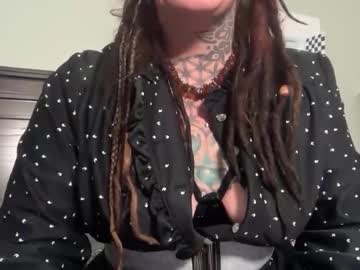 Misshoneybadger333 Chaturbate stream image from May 12, 2026
