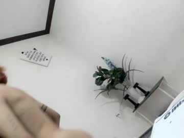 Ohmyalessandraxcx Chaturbate stream image from May 12, 2026