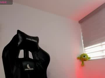 Goldenbby222 Chaturbate stream image from May 12, 2026