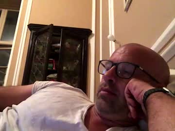 Adrienfromparis Chaturbate stream image from May 12, 2026