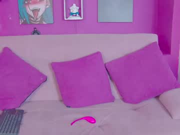 Blonndie_Noir Chaturbate stream image from May 12, 2026