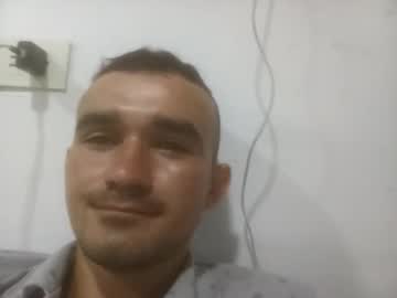 Johan570400 Chaturbate stream image from May 12, 2026