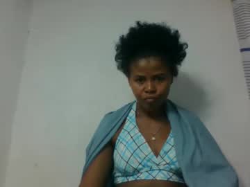 Sidelinez Chaturbate stream image from May 12, 2026