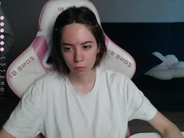 Allie_Hazie Chaturbate stream image from May 13, 2026
