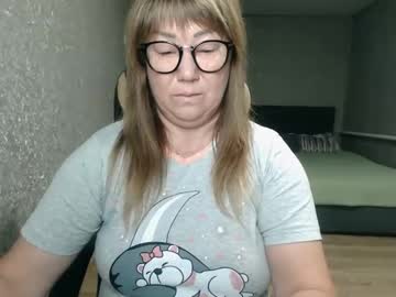 Sonyanightt Chaturbate stream image from May 13, 2026