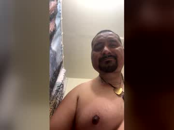 Tonynugz Chaturbate stream image from May 13, 2026