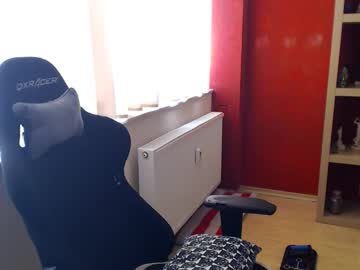 Gangstalover8 Chaturbate stream image from May 13, 2026