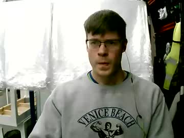 Sexypornhot Chaturbate stream image from May 13, 2026