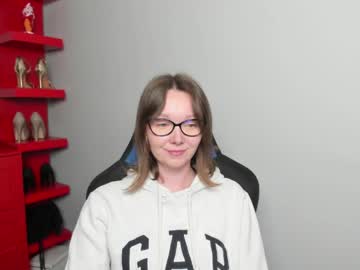 Beautyzoexx Chaturbate stream image from May 13, 2026