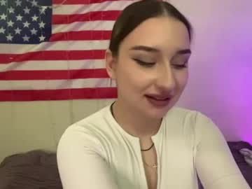 Glindadone Chaturbate stream image from May 13, 2026
