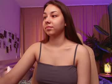 Gia_Skova Chaturbate stream image from May 13, 2026