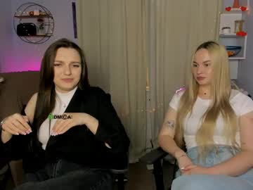 Cristin_Kisses Chaturbate stream image from May 13, 2026