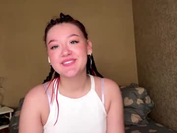 Danceflower Chaturbate stream image from May 13, 2026