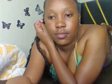 Clarah11 Chaturbate stream image from May 13, 2026