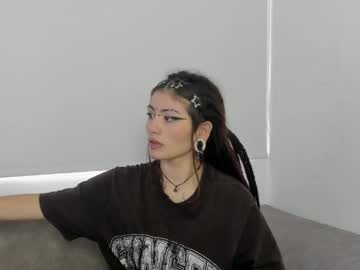Giulietta_Mon Chaturbate stream image from May 13, 2026