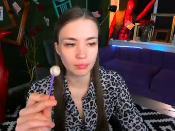 Leilarai Chaturbate stream image from May 13, 2026