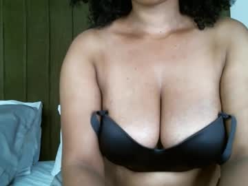 Sexyyebonyy7 Chaturbate stream image from May 13, 2026
