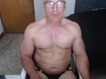 Jefmuscletw Chaturbate stream image from May 13, 2026