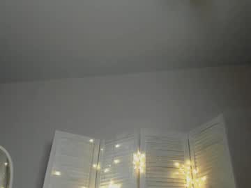 Rinasxy Chaturbate stream image from May 13, 2026