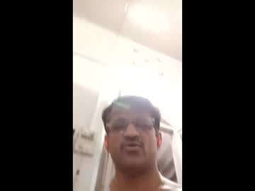 Dvbhide Chaturbate stream image from May 13, 2026