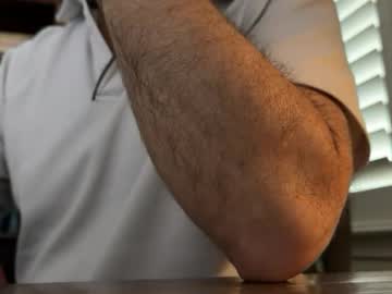 Oldmarriedinla Chaturbate stream image from May 13, 2026