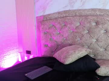 Ashlybloom1 Chaturbate stream image from May 13, 2026