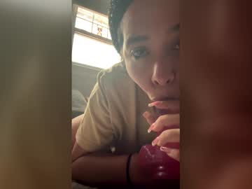 Cubanwetdreamdoll Chaturbate stream image from May 13, 2026