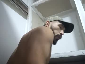 Frankdanielsmolano Chaturbate stream image from May 13, 2026