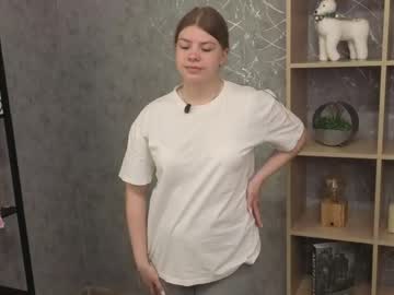 Lelafileds Chaturbate stream image from May 13, 2026