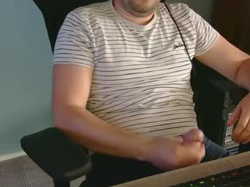 Tomin3m Chaturbate stream image from May 13, 2026