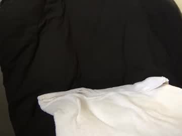 Willislovx3 Chaturbate stream image from May 13, 2026